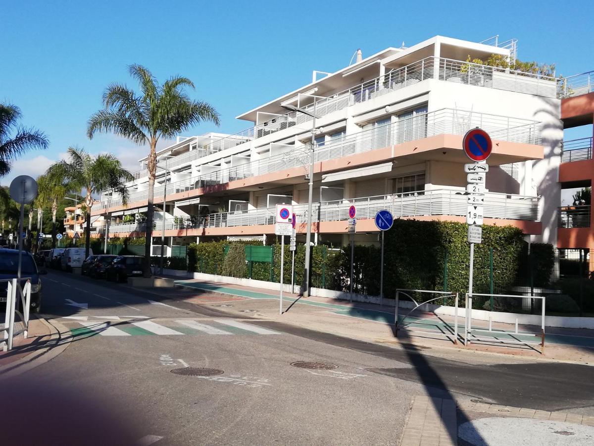 Appartement 2P et parking privé à 50m des plages. Villeneuve-Loubet Exterior foto